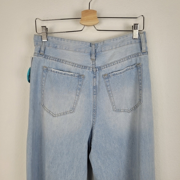 Ymi rip distressed light wash wide leg 90's style jeans - Picture 10 of 11